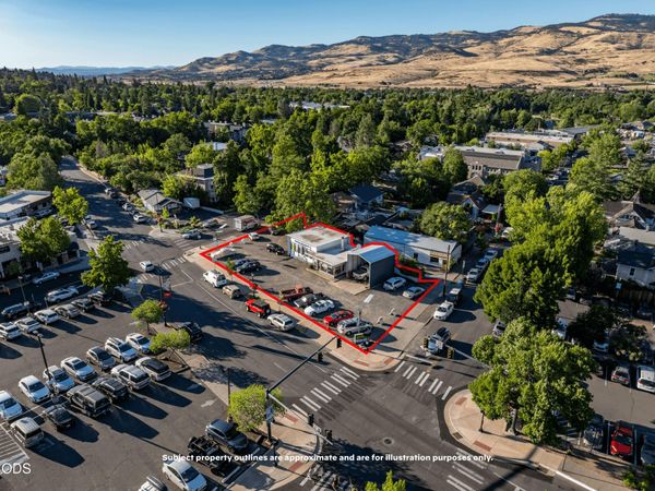 75 Lithia Way, Ashland, OR 97520