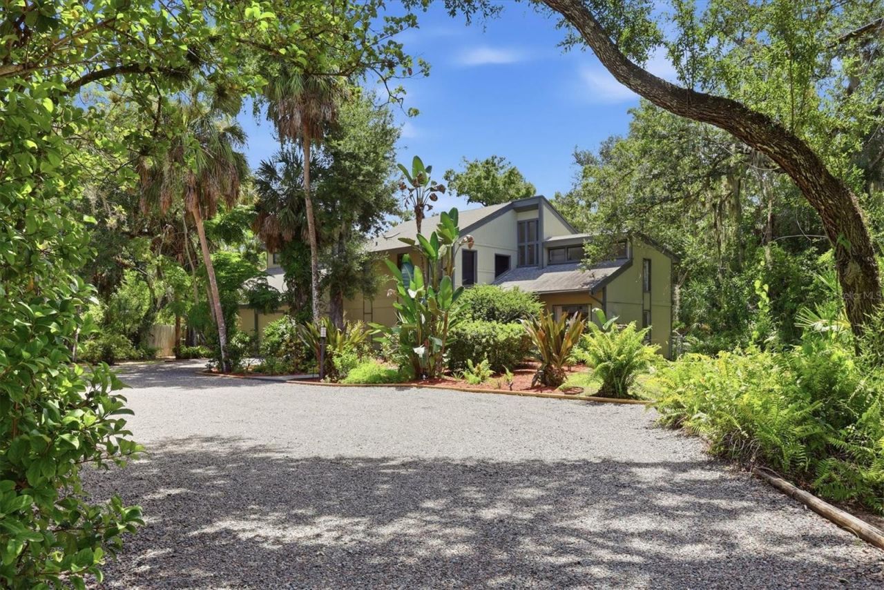 3805 62nd Street E, Bradenton, FL 34208 Photo