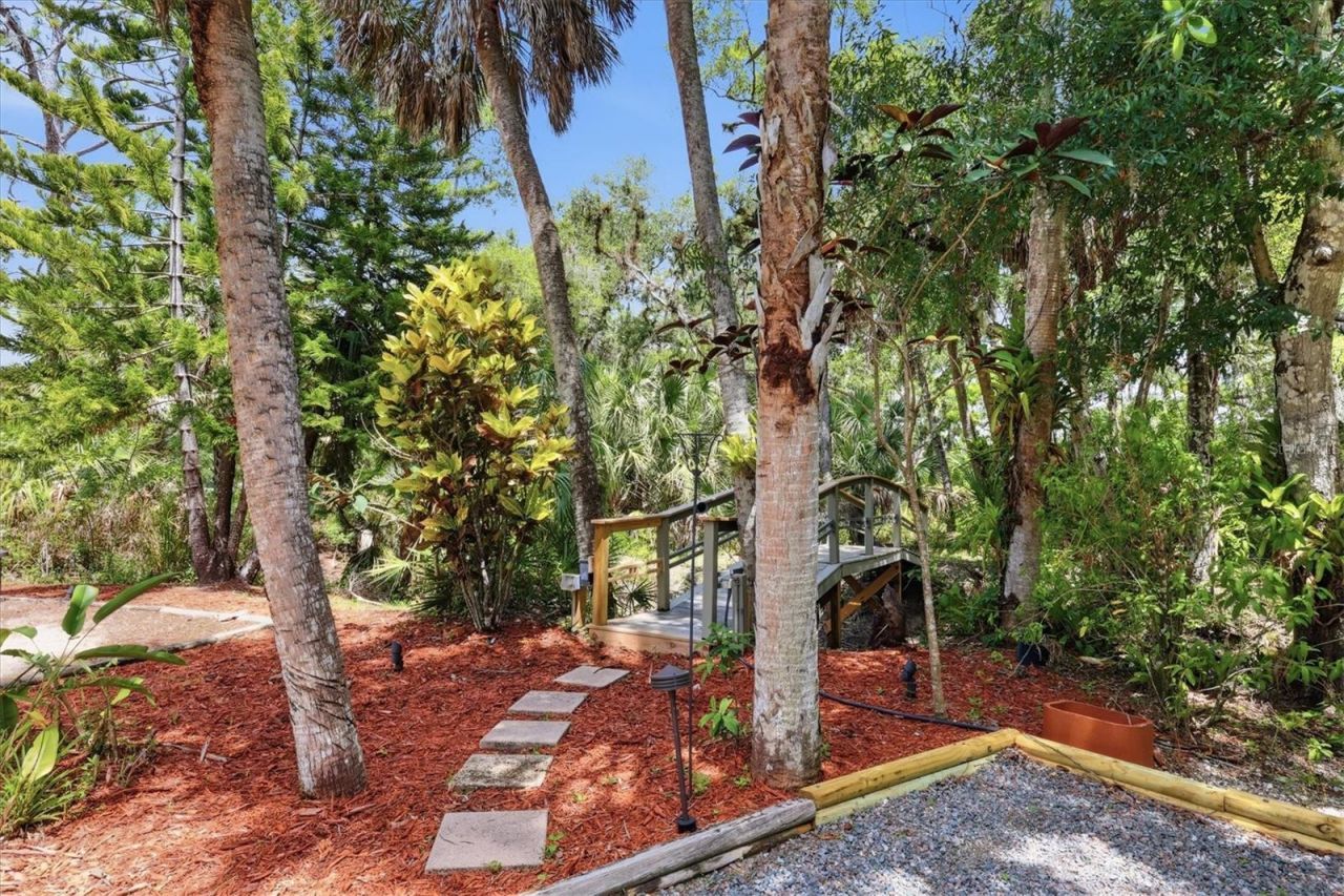 3805 62nd Street E, Bradenton, FL 34208 Photo