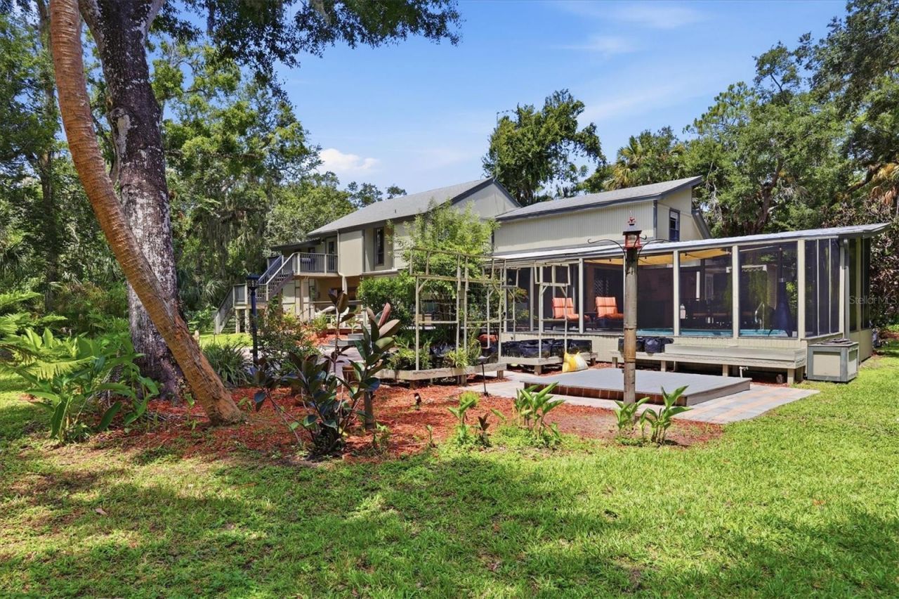 3805 62nd Street E, Bradenton, FL 34208 Photo