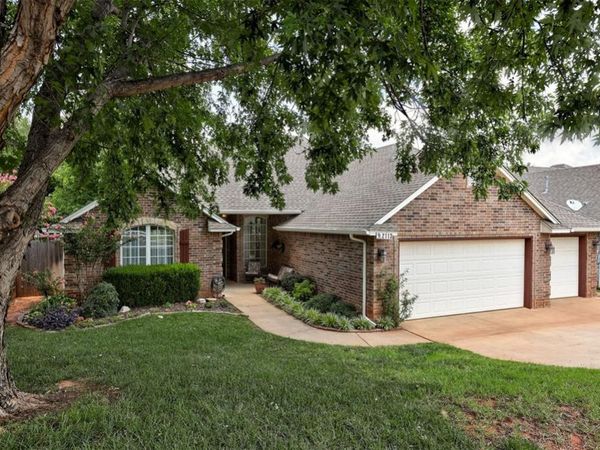 2113 Pine View Terrace, Edmond, OK 73003