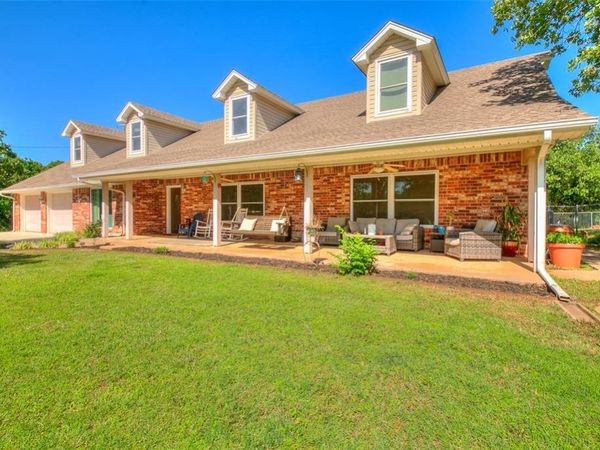 8000 N Harrah Road, Harrah, OK 73045