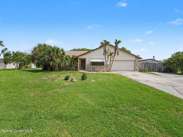 4585 Annette Court , Merritt Island, FL 32953