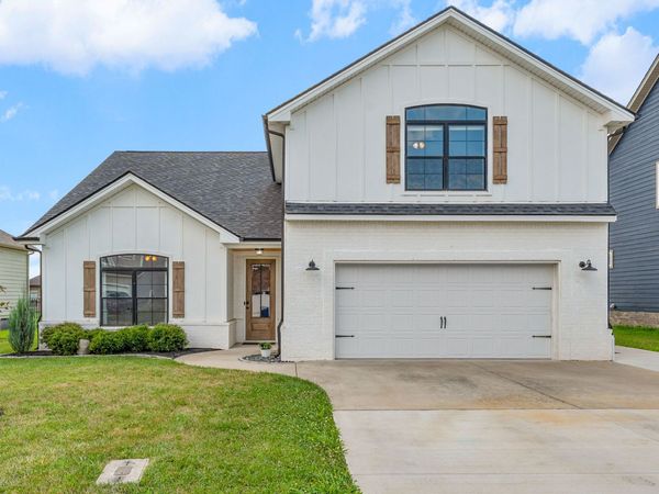 529 Dexter Dr , Clarksville, TN 37043
