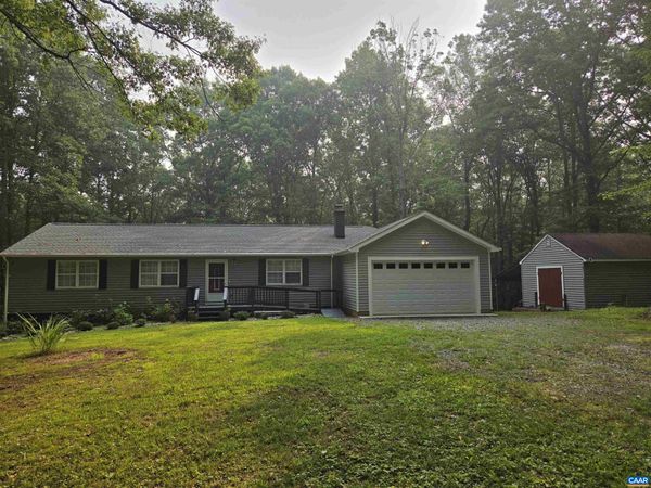 50 IVY LN , Louisa, VA 23093