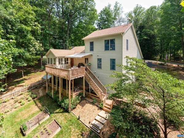 24 SADDLEBACK KNL, Nellysford, VA 22958