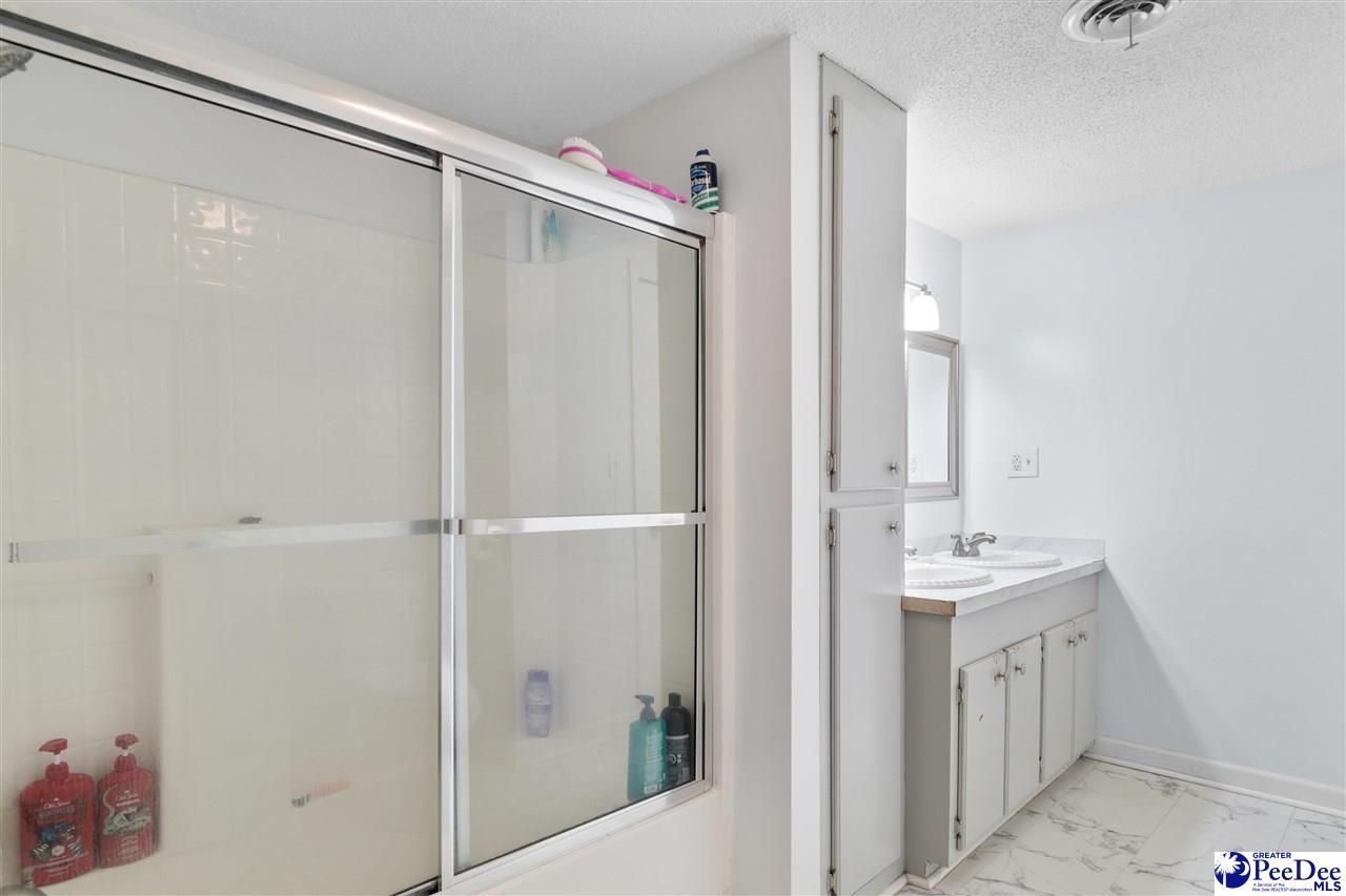 704 Wilson Photo 17