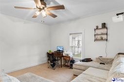 704 Wilson photo 4
