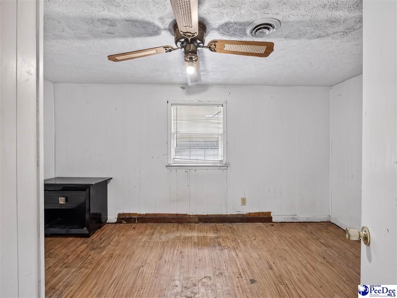 400 Woodward Dr Photo 18