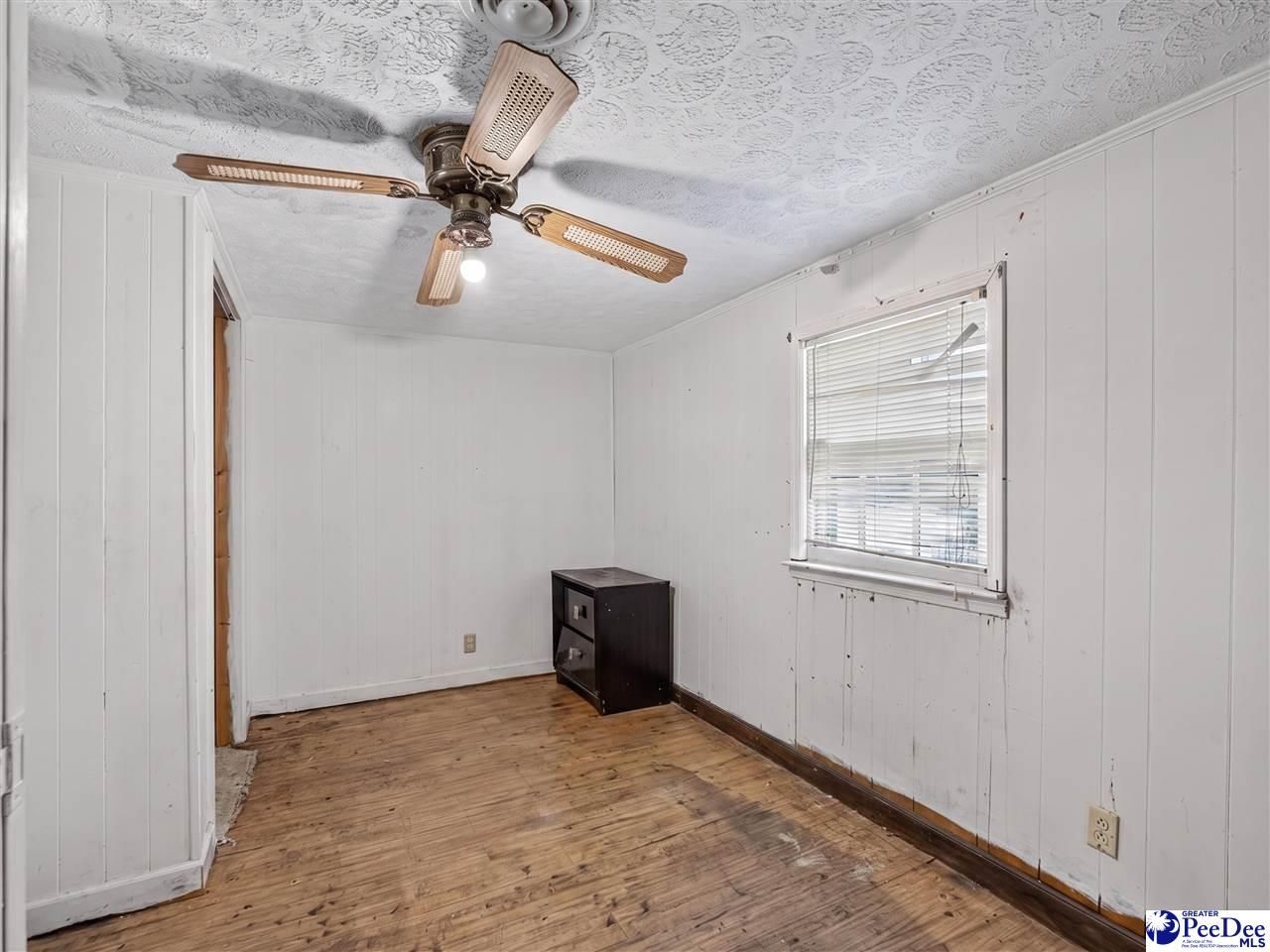 400 Woodward Dr Photo 19