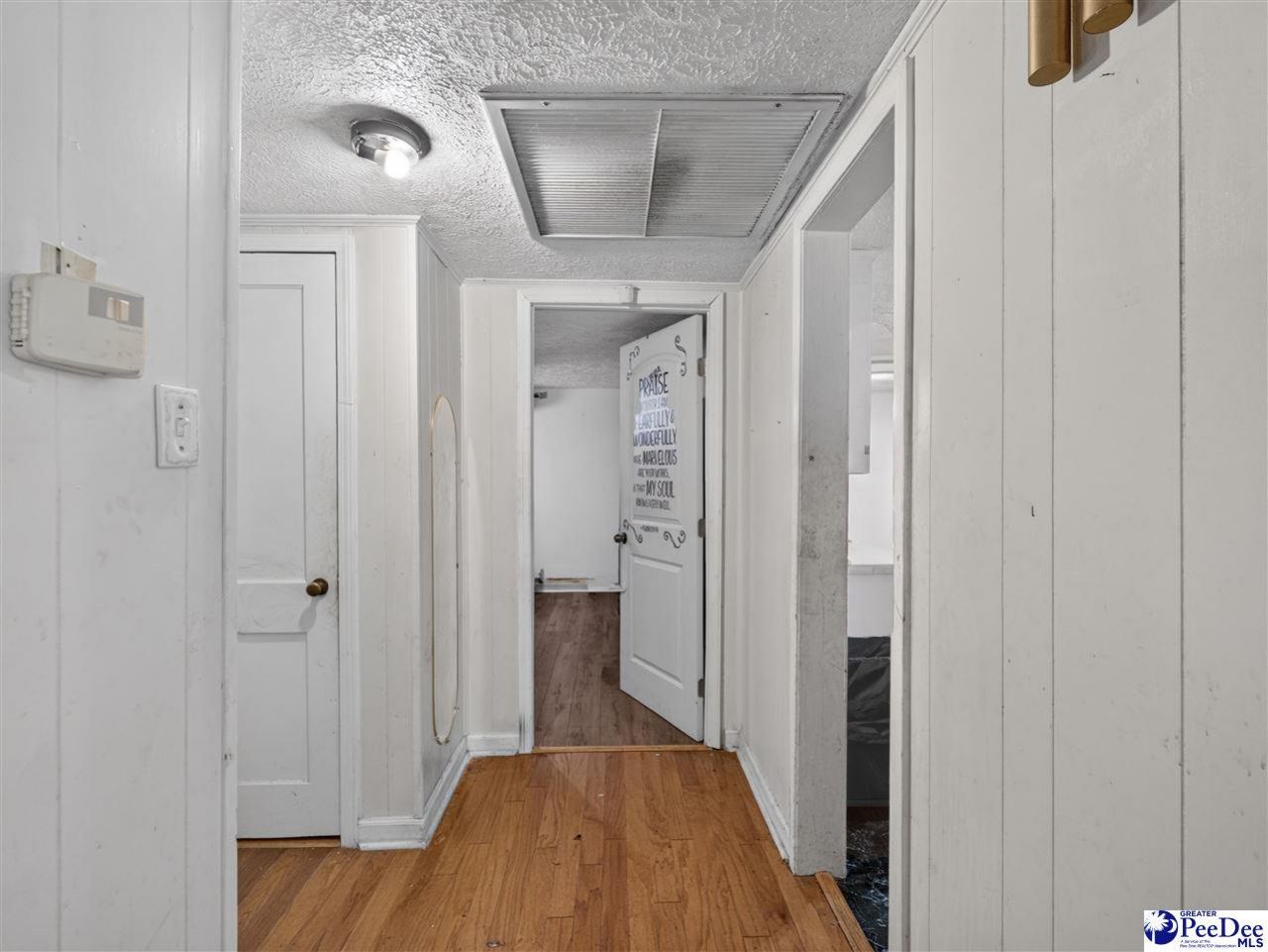 400 Woodward Dr Photo 22