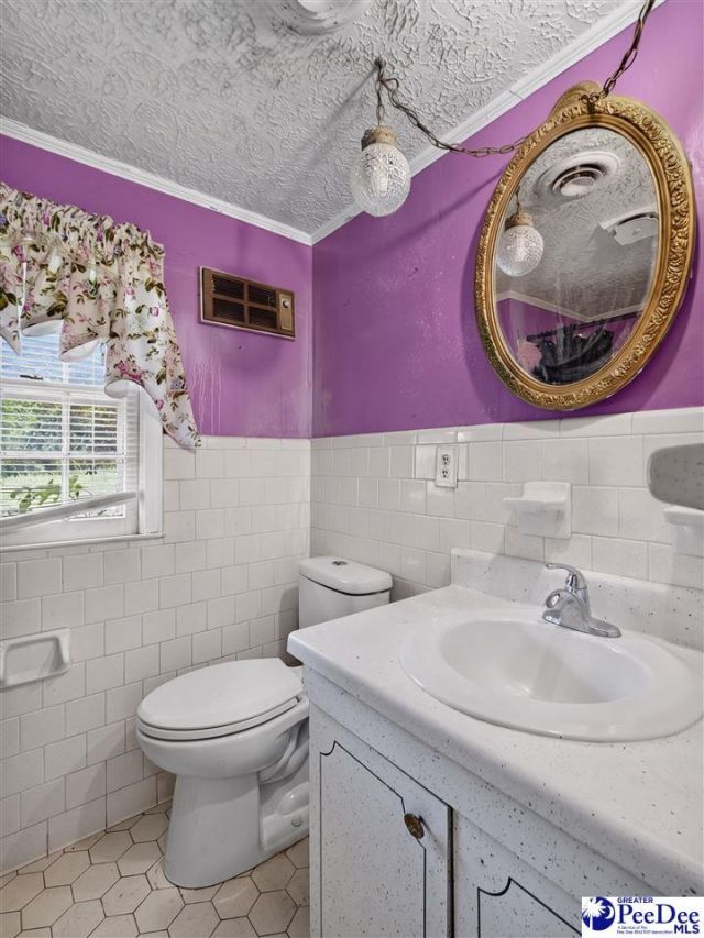 400 Woodward Dr Photo 23