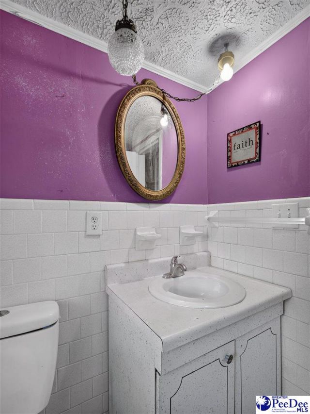 400 Woodward Dr Photo 24