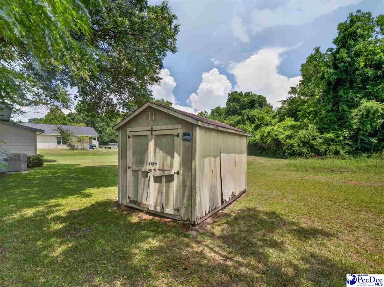 400 Woodward Dr Photo 37