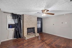400 Woodward Dr photo 4