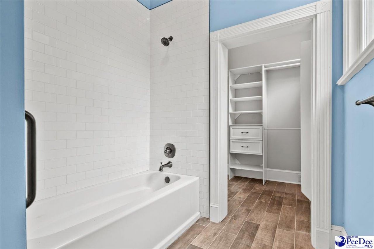 119 N Ervin Photo 19