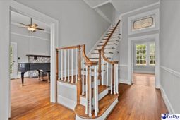 119 N Ervin photo 4