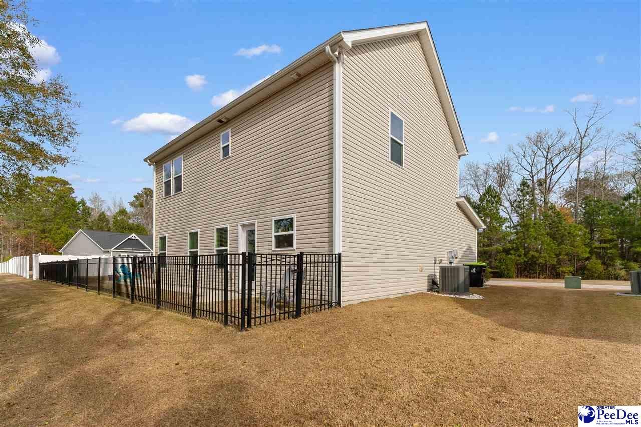 403 Dunbarton Ct Photo 34
