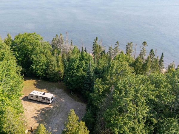 2686 Hidden Shores Drive, Thompson Twp, MI 49854