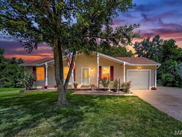 1329 Shallow Lake Drive, O'Fallon, MO 63366