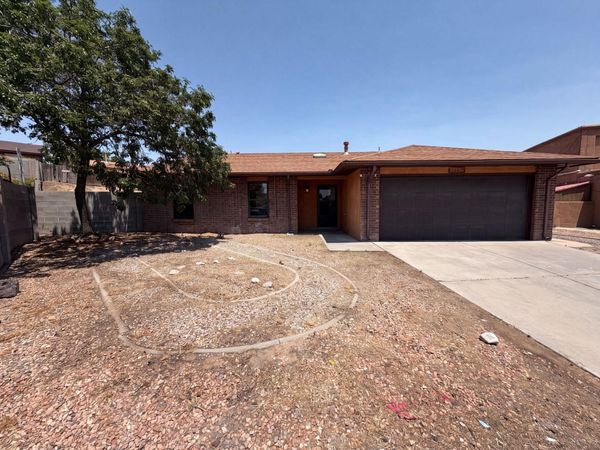 4417 Spanish Broom Court NW, Albuquerque, NM 87120