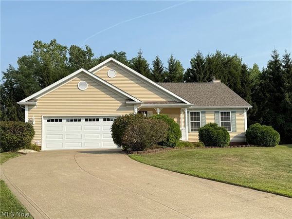 1349 Bannerstone Drive , Painesville, OH 44077