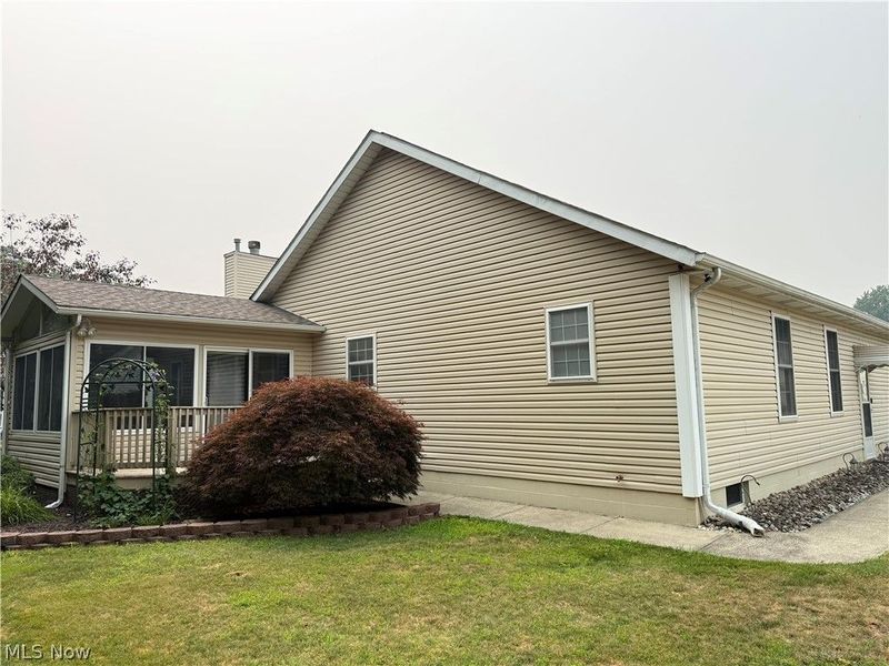 1349 Bannerstone Drive , Painesville, OH 44077 Photo 3