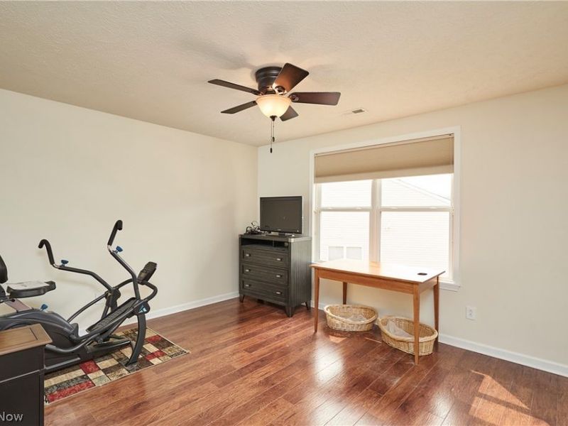 531 Arbor Lane , Akron, OH 44321 Photo 17
