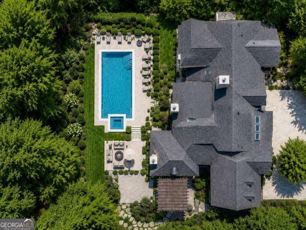 366 Blackland Road NW, Atlanta, GA 30342