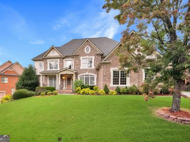 2552 Stone Manor Drive, Buford, GA 30519