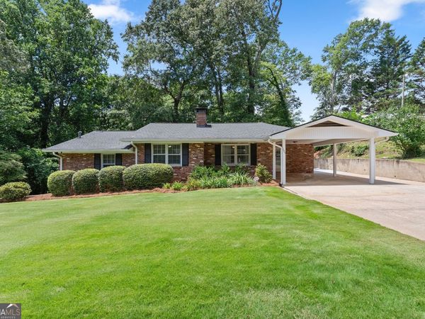 1085 Tanglewood Drive, Gainesville, GA 30501