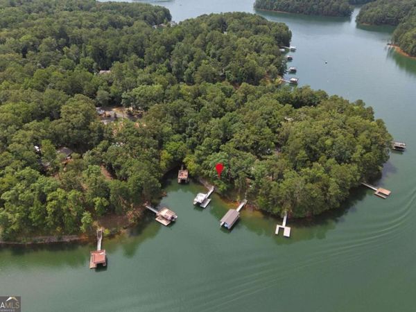 38 Bob O Link Drive SE, White, GA 30184