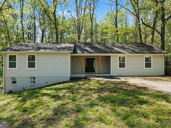 3165 Beaver Drive, Douglasville, GA 30135