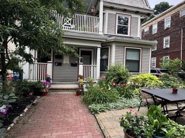 27 Dudley St, Unit 1, Cambridge, MA 02140