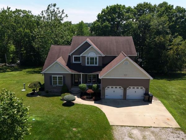 1140 Meadowview Drive, Willard, OH 44890