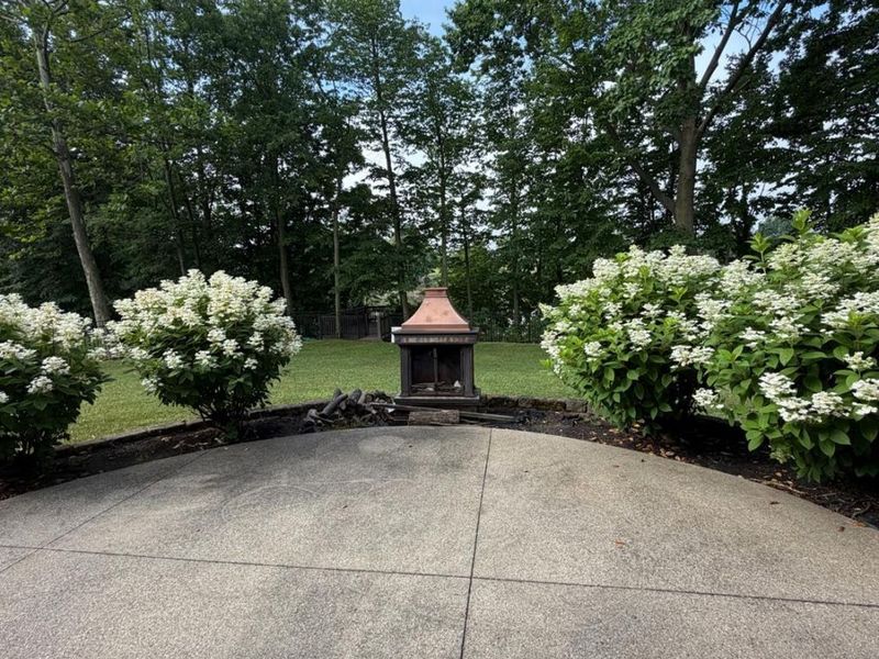 1140 Meadowview Drive, Willard, OH 44890 Photo 11