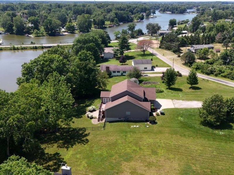 1140 Meadowview Drive, Willard, OH 44890 Photo 2
