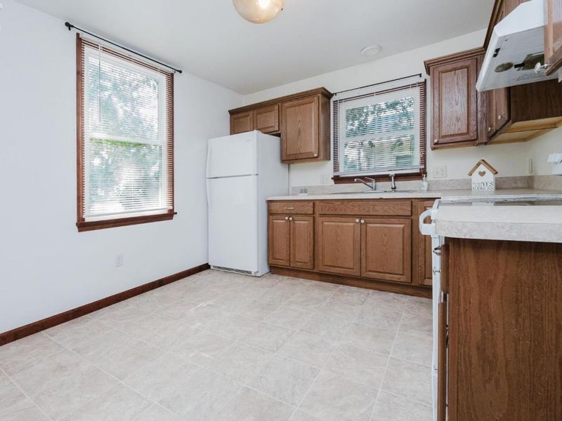 122 S Fifth Street, Fremont, OH 43420 Photo 6