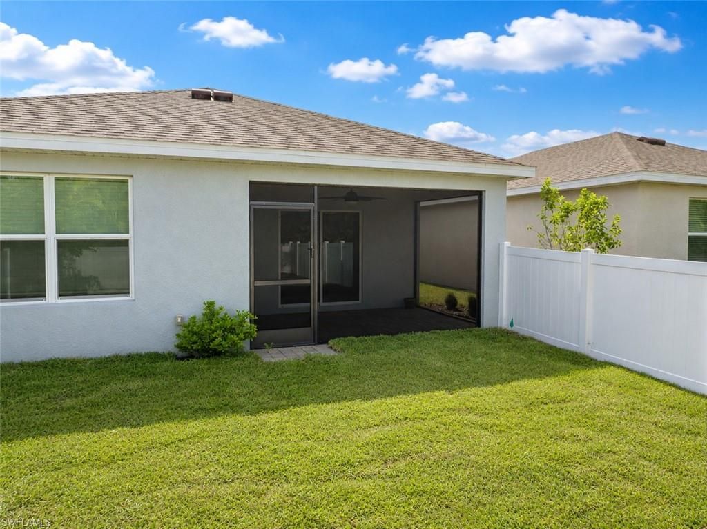 2872 Star Coral Dr, North Fort Myers, FL 33903 Photo