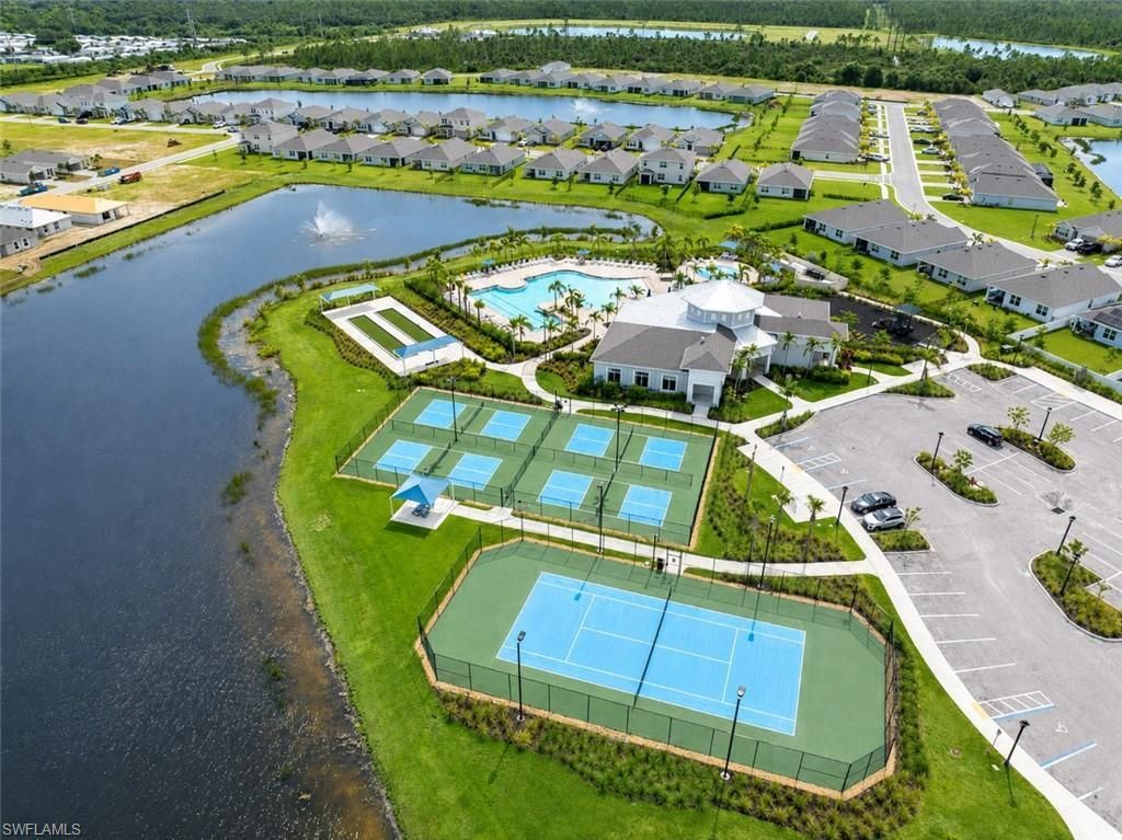 2872 Star Coral Dr, North Fort Myers, FL 33903 Photo