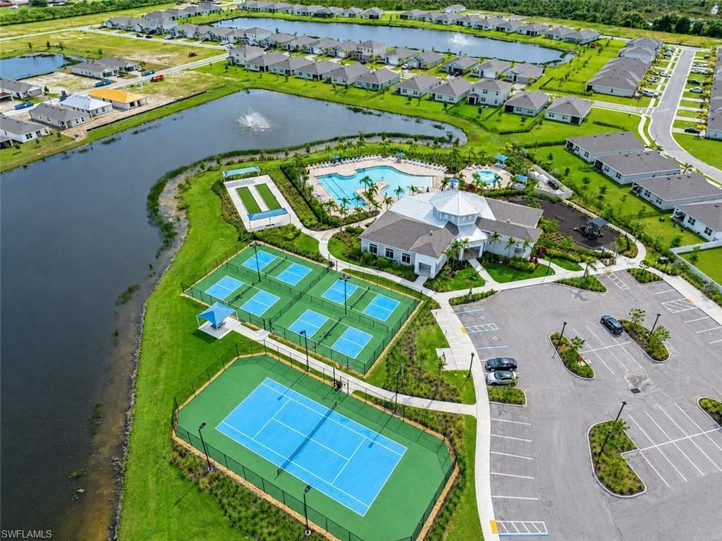 2872 Star Coral Dr, North Fort Myers, FL 33903 Photo