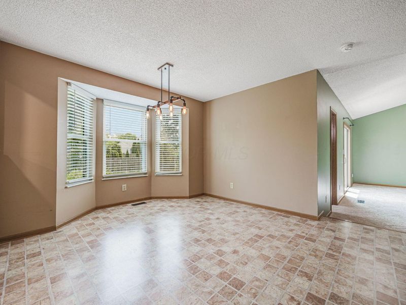 5665 Converse Court , Hilliard, OH 43026 Photo 16
