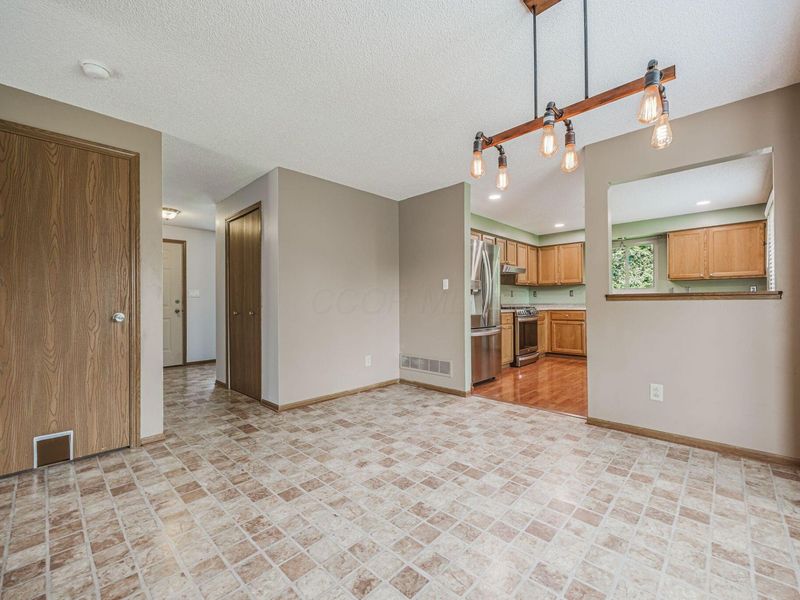 5665 Converse Court , Hilliard, OH 43026 Photo 17