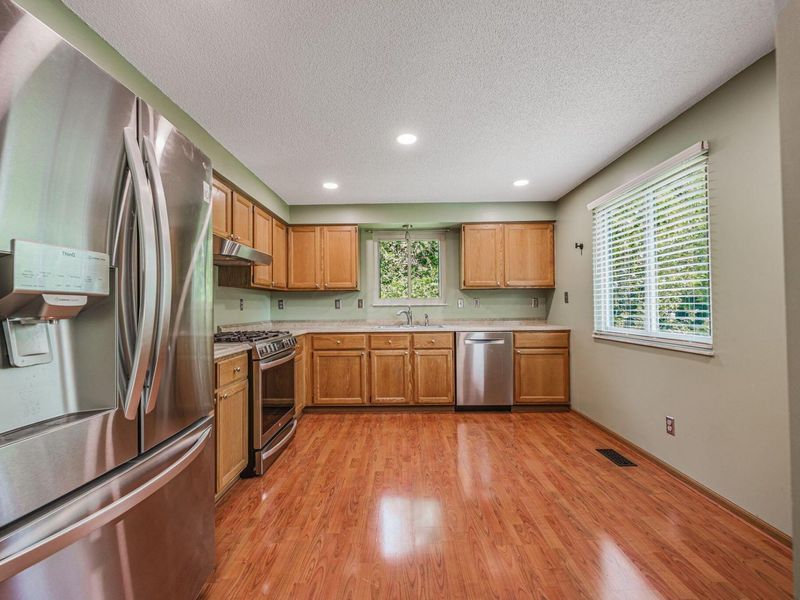 5665 Converse Court , Hilliard, OH 43026 Photo 19