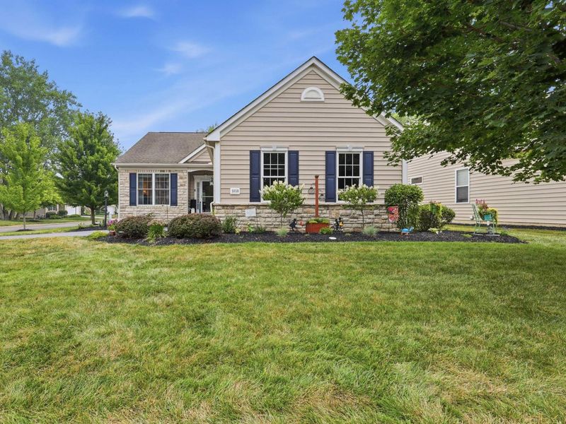 5058 Apple Glen Trail, Unit 61, Grove City, OH 43123 Photo 2