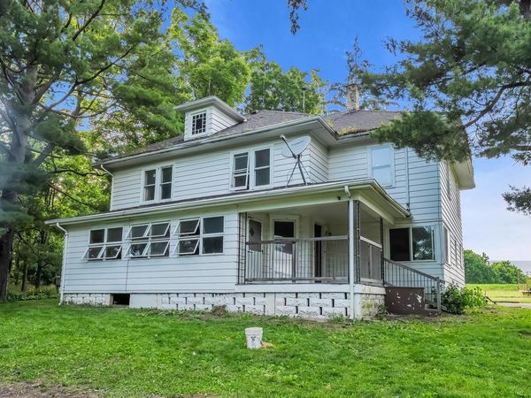 W2970 Springfield ROAD, Lake Geneva, WI 53147