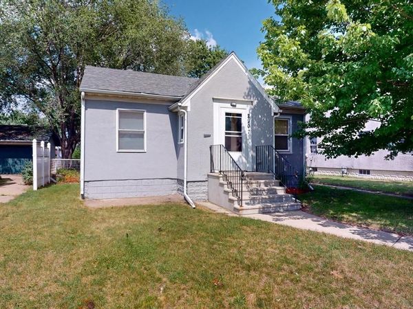 2907 South AVENUE, La Crosse, WI 54601