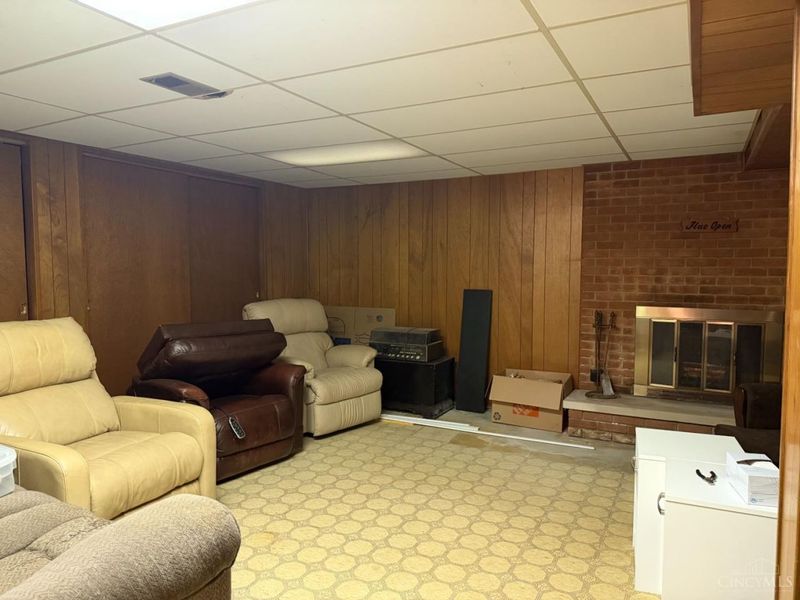6080 Peachview Dr, Green Township, OH 45247 Photo 29