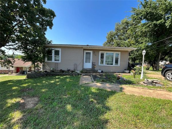 611 N Division Street , Bonne Terre, MO 63628