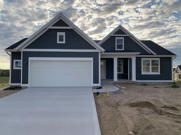 4814 Bethpage Drive NW, Comstock Park, MI 49321
